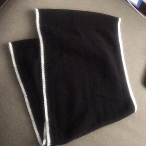 Black with white infinity scarf